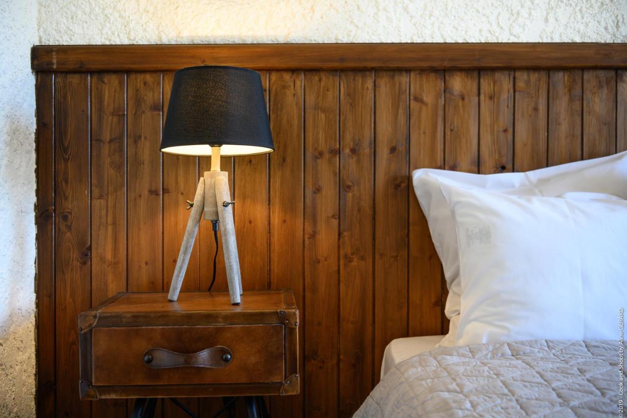 Auberge Lo Robur Roure Luaran gambar